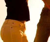 C vitamini nedir, eksikliği, fazlalığı, faydaları nelerdir, bulunduğu besinler, takviyesi ve gıda kaynakları hakkında tüm bilgiler Imucore24'de